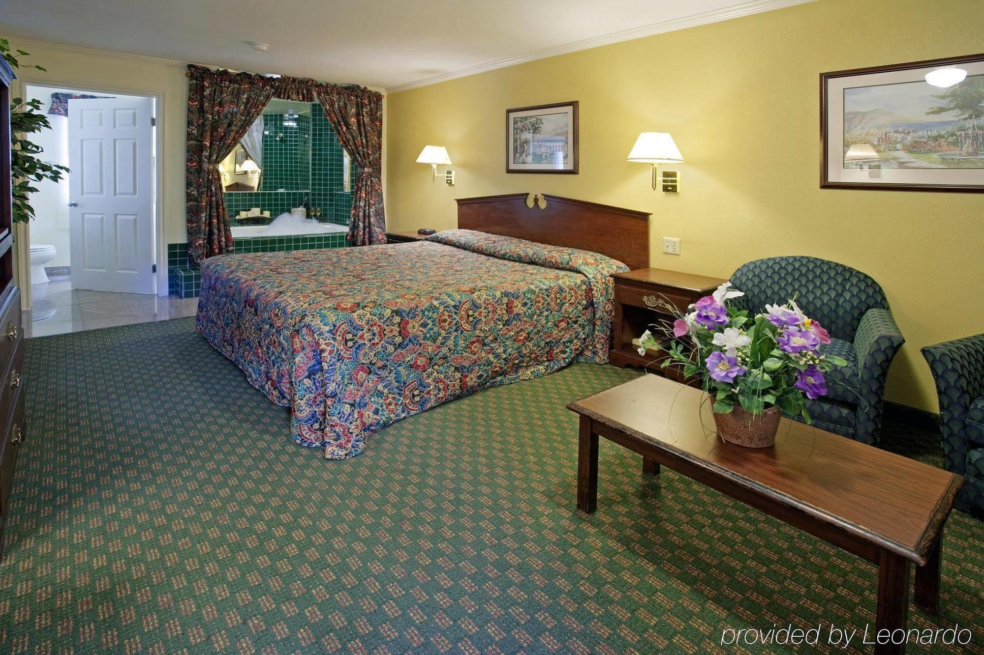 Americas Best Value Laguna Inn&Suites San Juan Capistrano Habitación foto
